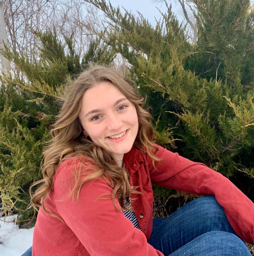 Meet your Posher, Hannah